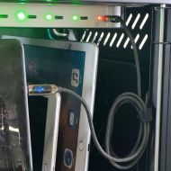 Универсален шкаф за зареждане на до 16 бр. таблети Estillo IP-2316 за монтаж на стена или свободностоящ, 16 x USB-C порта